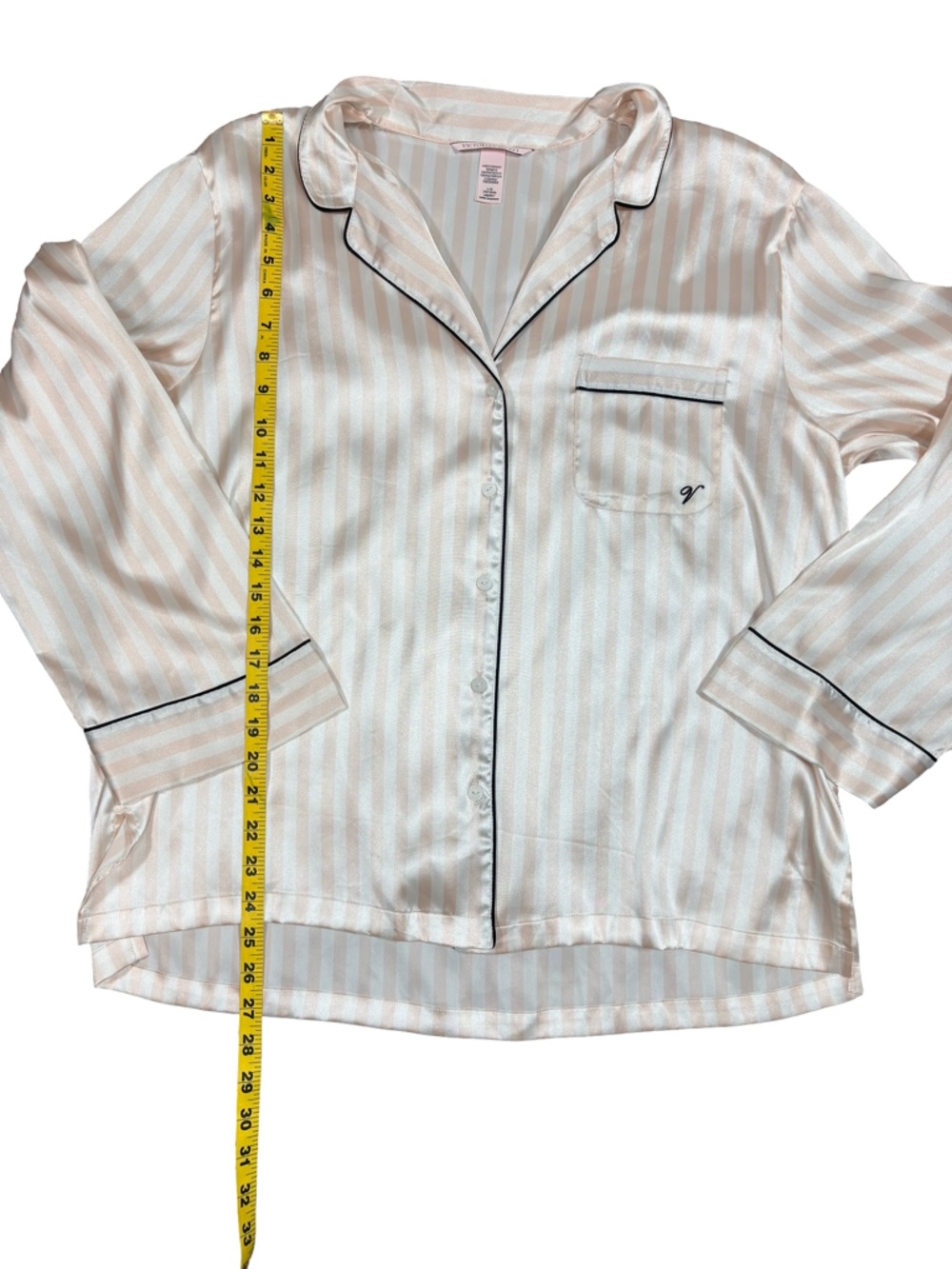 Victoria’s Secret Satin Pajama Set Pink Stripe Button Up & Pants Size Large Cozy - Picture 6 of 10